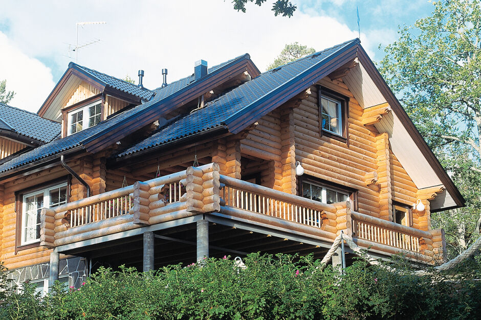 a traditional log house