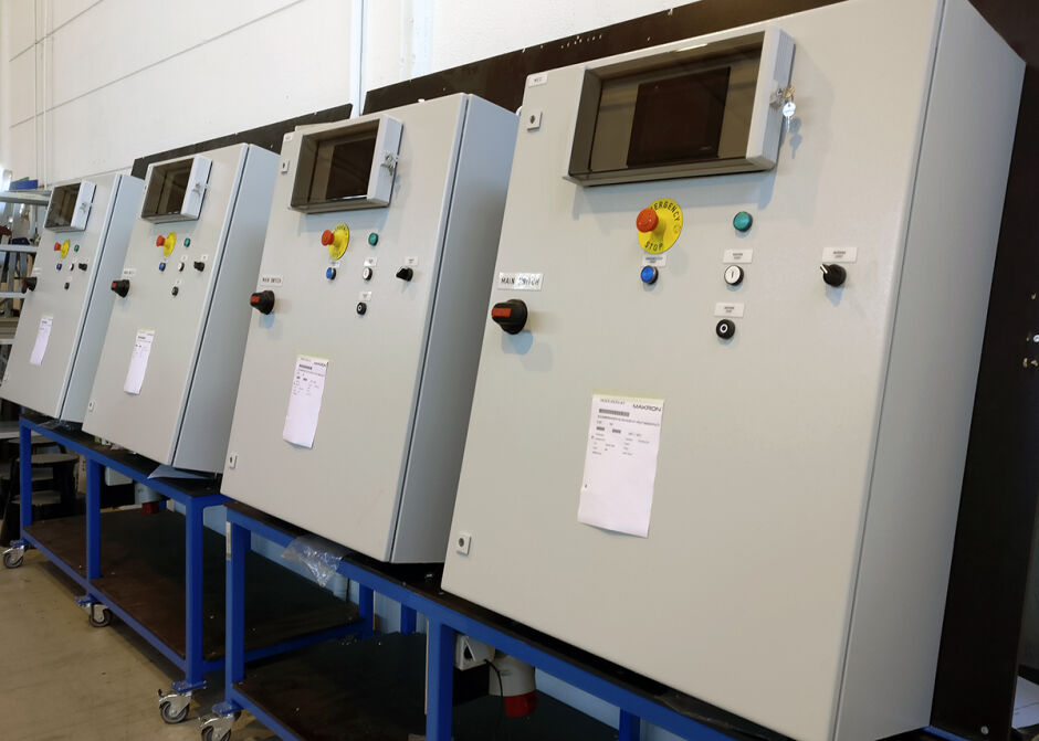 Control cabinets for challenging conditions